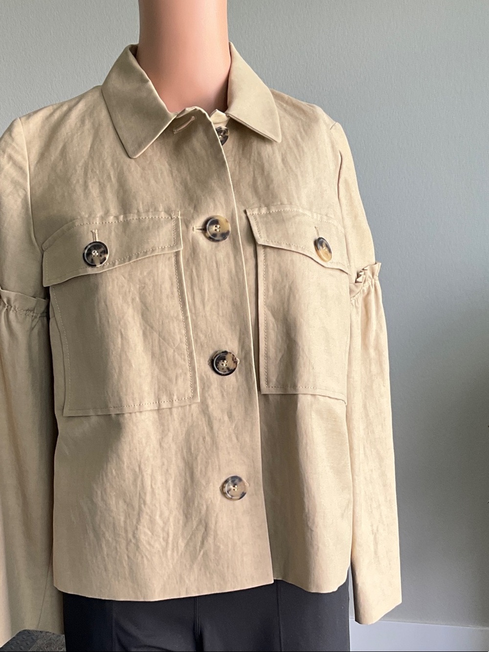 Lewit Sand Utility Jacket with Flap Pockets